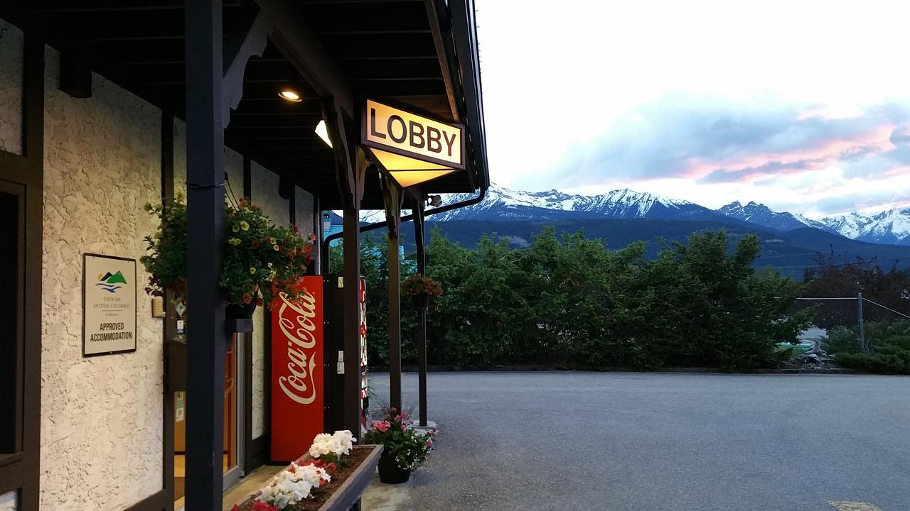 Yellowhead Motel Valemount Buitenkant foto